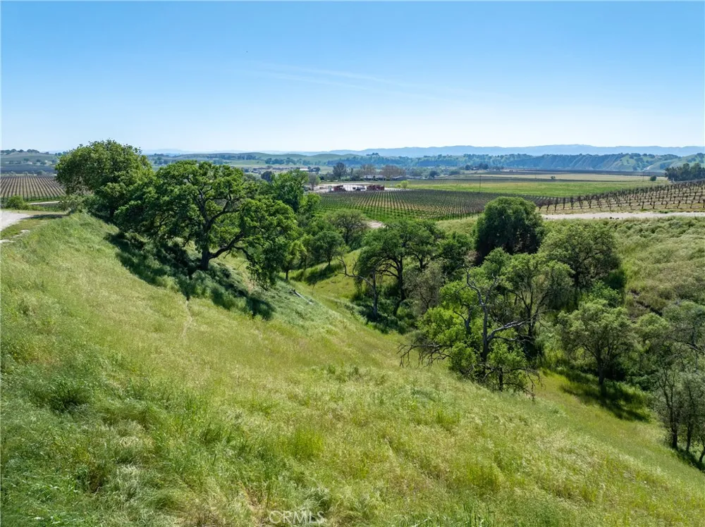 7310 Estrella Road San Miguel, CA 93451