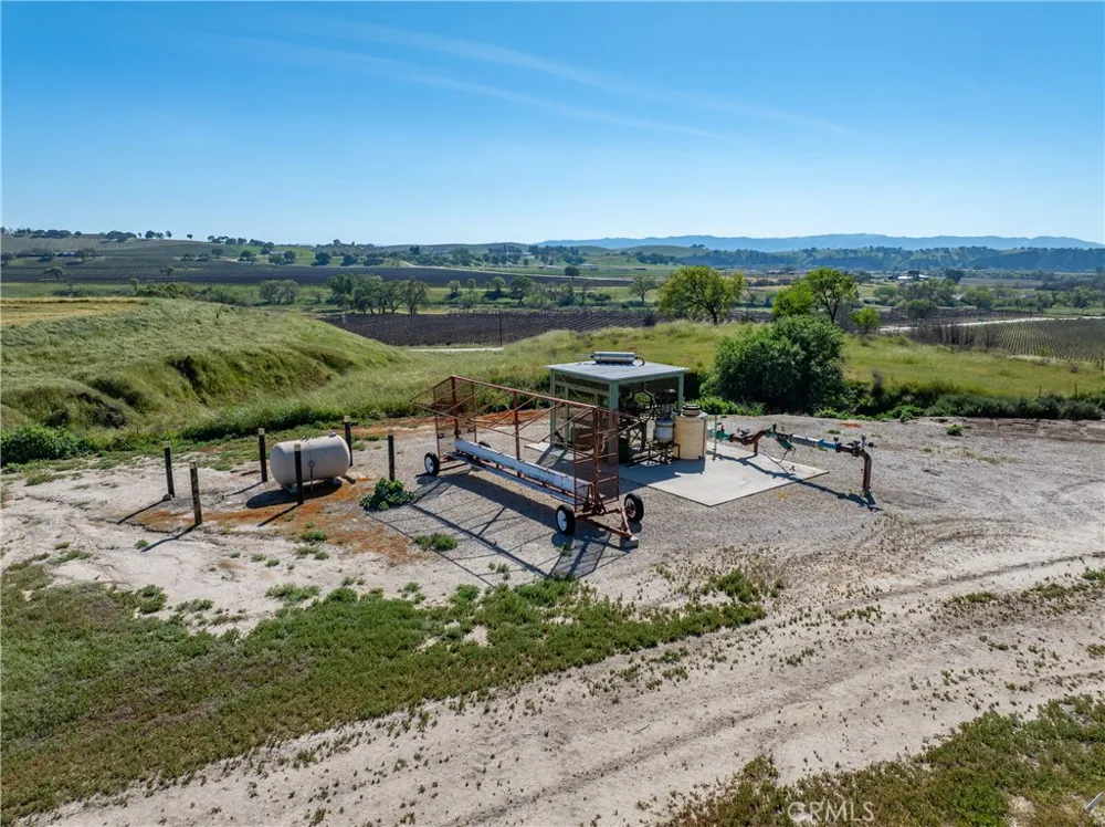 7310 Estrella Road San Miguel, CA 93451