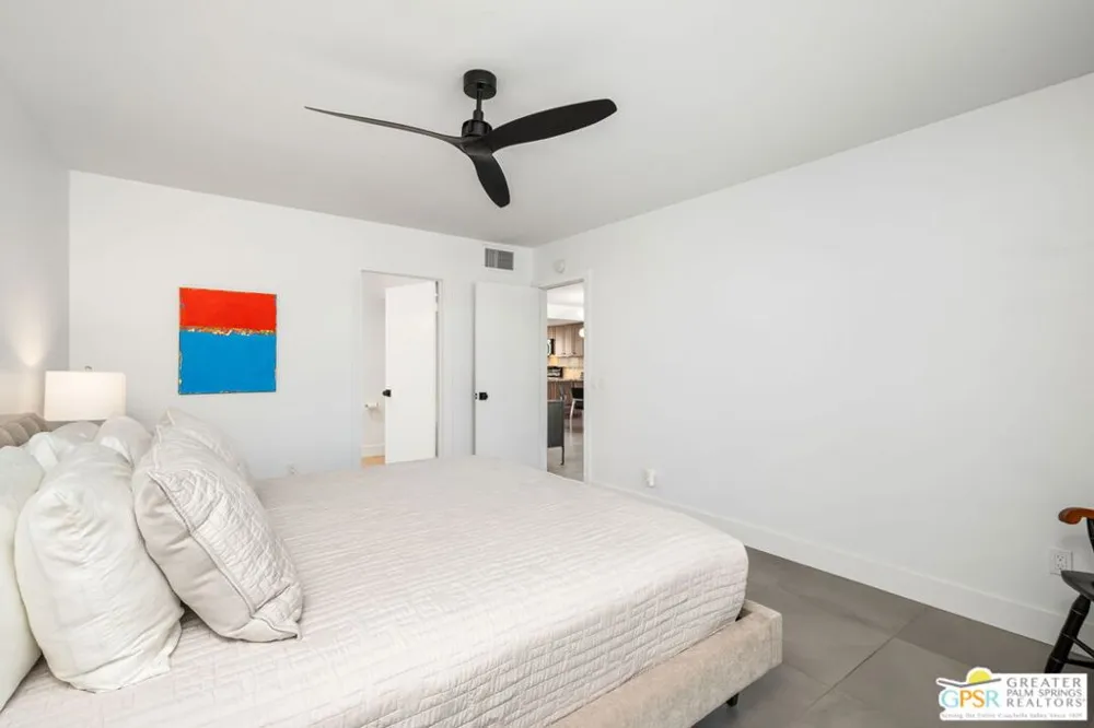 2012 E Sonora Road Palm Springs, CA 92264