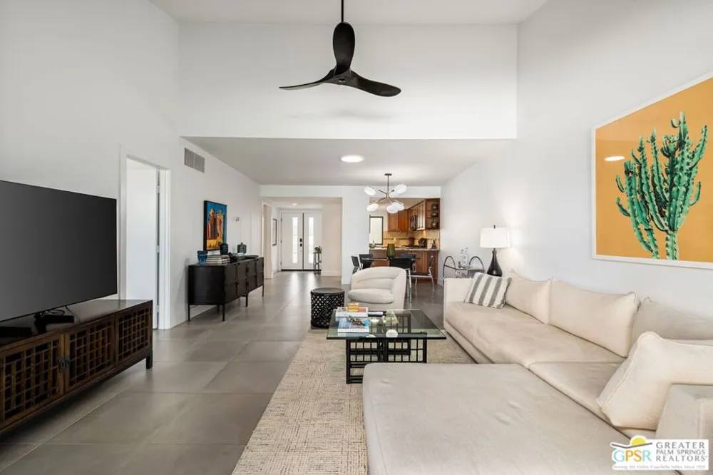 2012 E Sonora Road Palm Springs, CA 92264