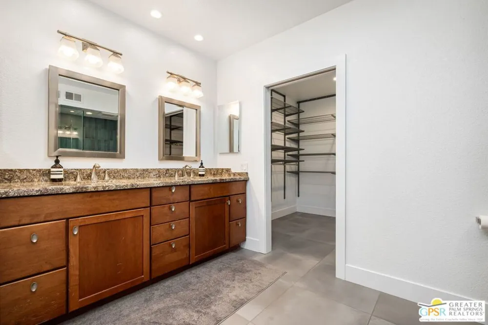2012 E Sonora Road Palm Springs, CA 92264