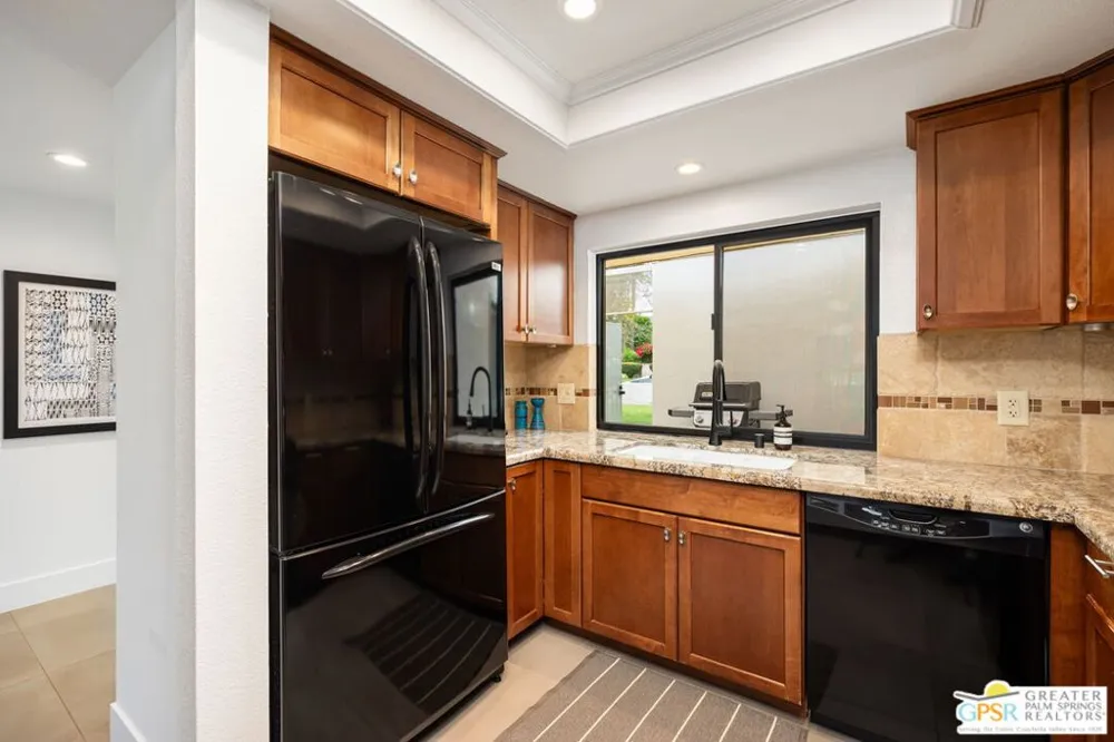 2012 E Sonora Road Palm Springs, CA 92264
