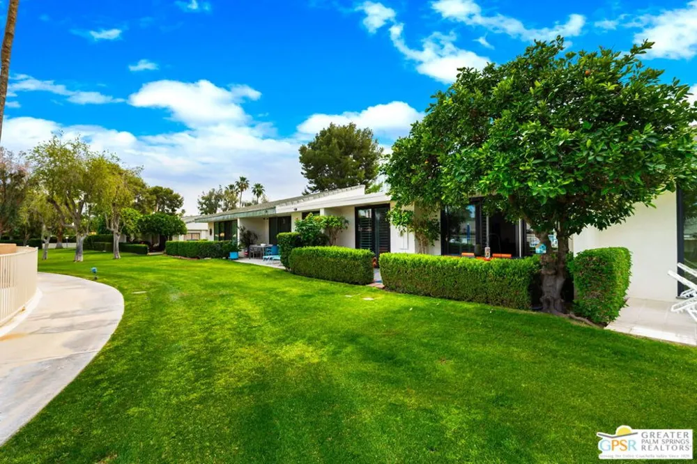2012 E Sonora Road Palm Springs, CA 92264