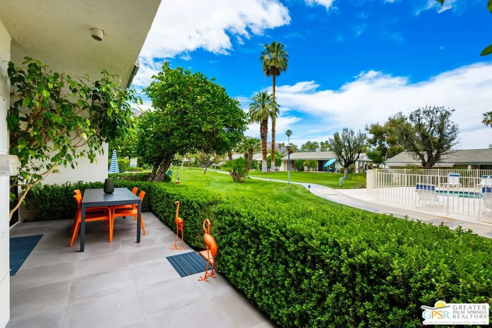2012 E Sonora Road Palm Springs, CA 92264