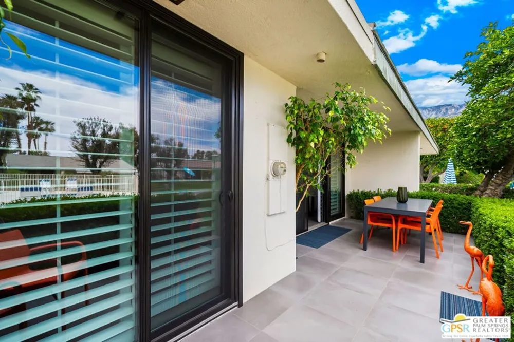 2012 E Sonora Road Palm Springs, CA 92264