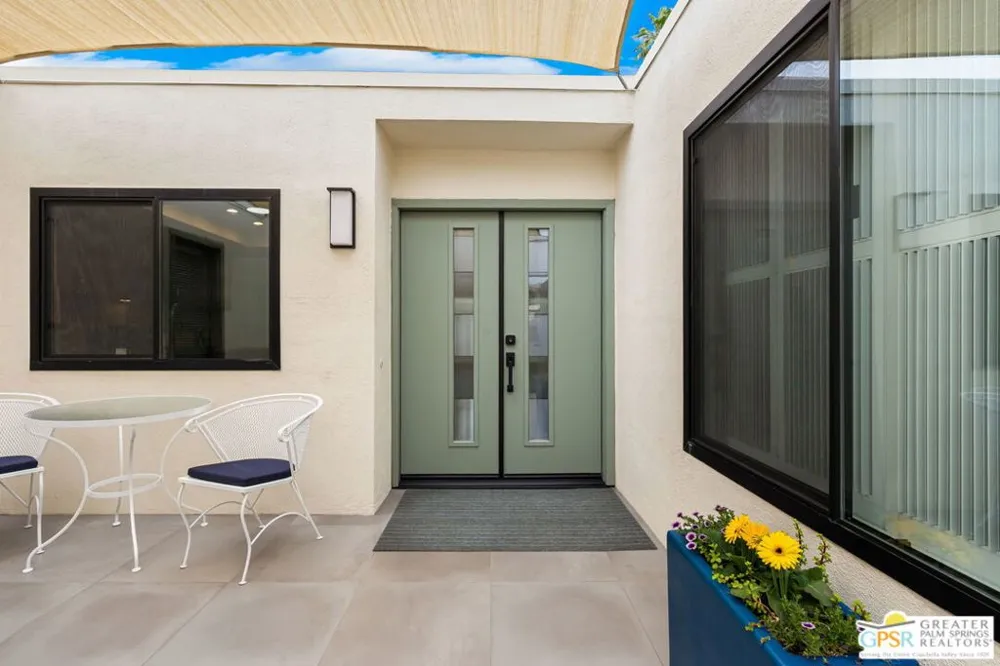2012 E Sonora Road Palm Springs, CA 92264