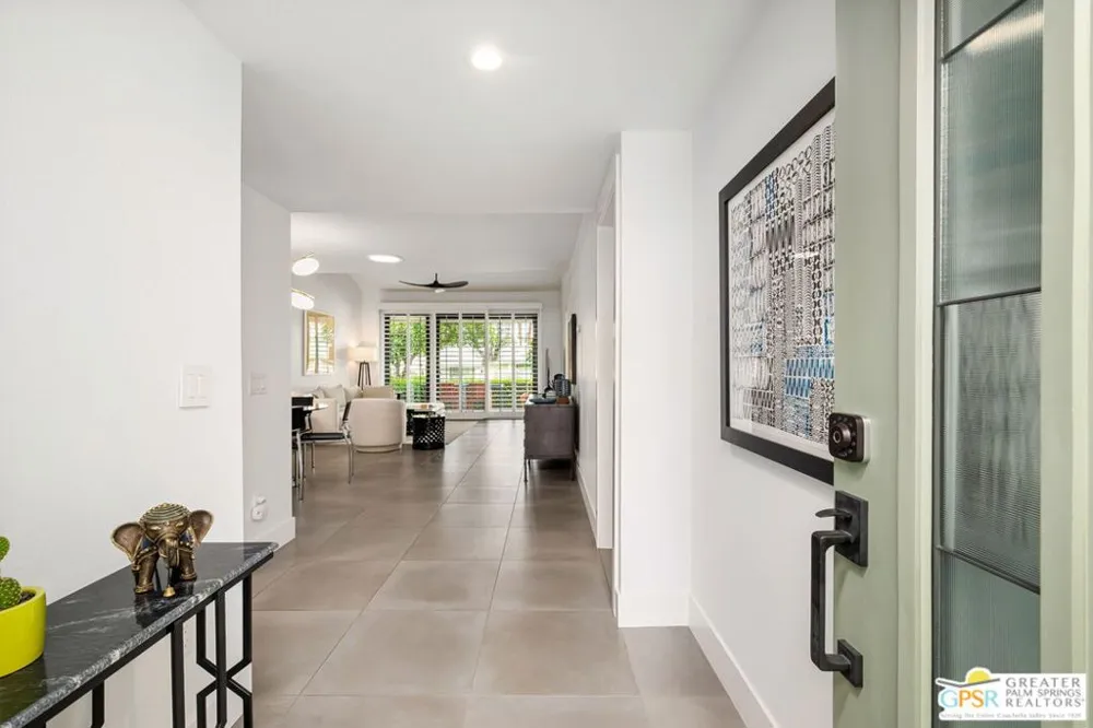2012 E Sonora Road Palm Springs, CA 92264