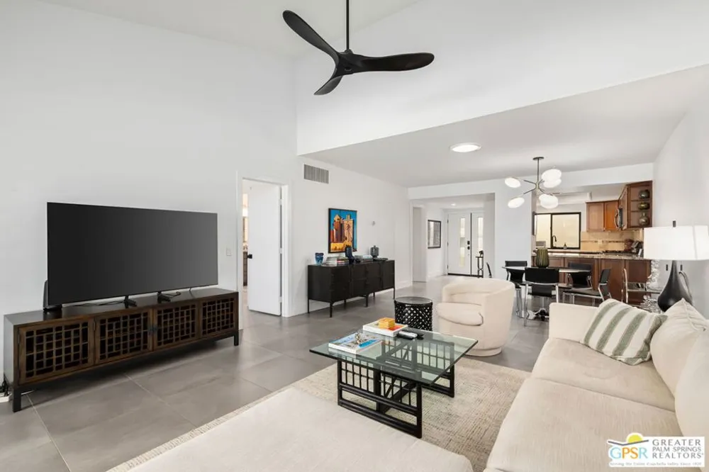 2012 E Sonora Road Palm Springs, CA 92264