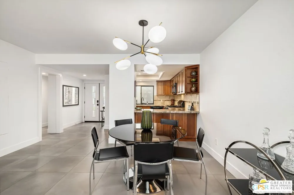 2012 E Sonora Road Palm Springs, CA 92264