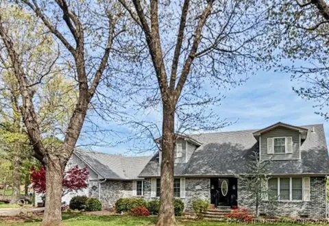378 Crestwood Drive
