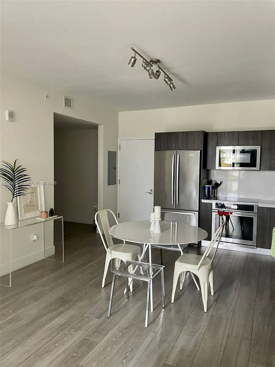 2960 NE 207th St #714 Aventura, FL 33180