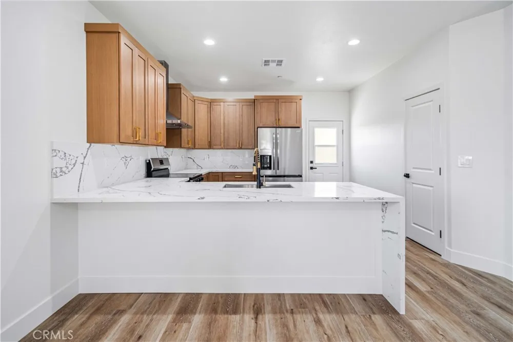 19436 87th Street California City, CA 93505