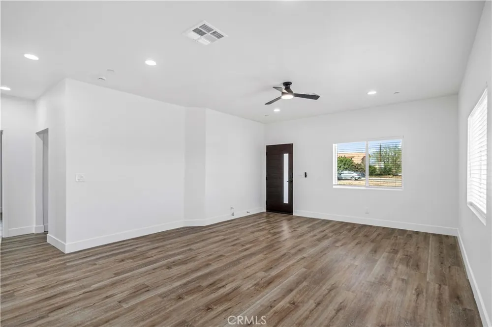 19436 87th Street California City, CA 93505