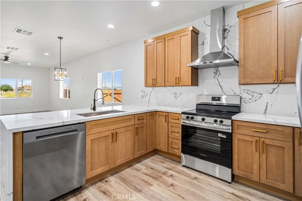 19436 87th Street California City, CA 93505