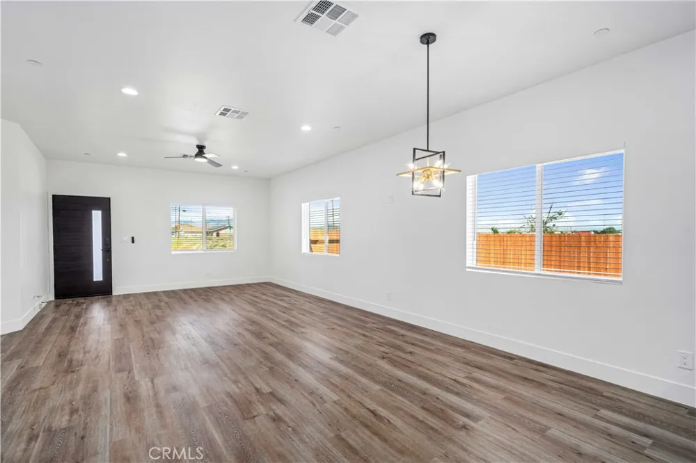 19436 87th Street California City, CA 93505