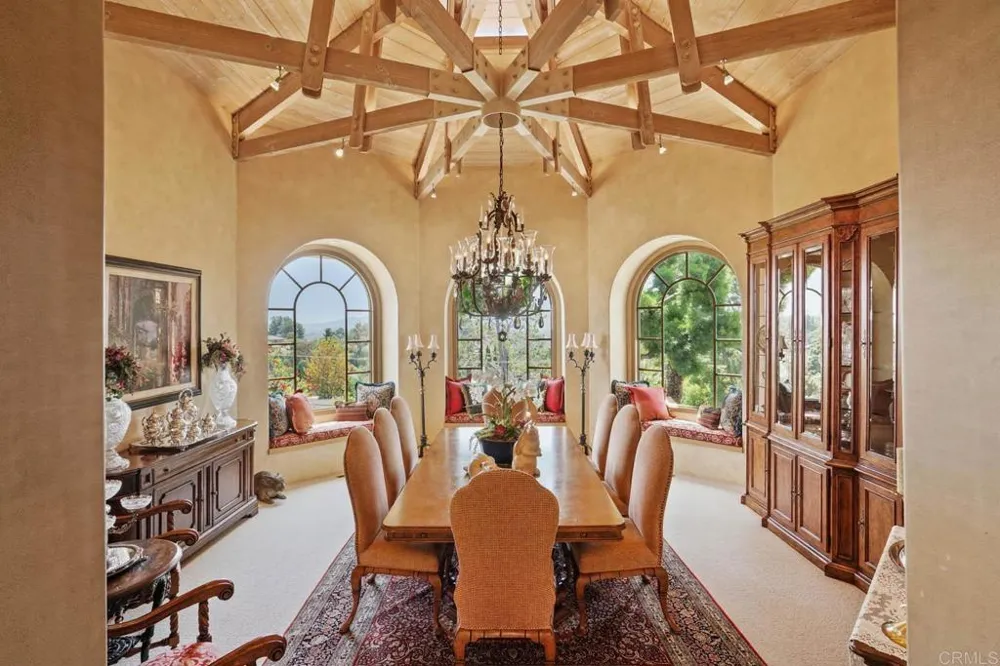 4652 Resmar Road La Mesa, CA 91941