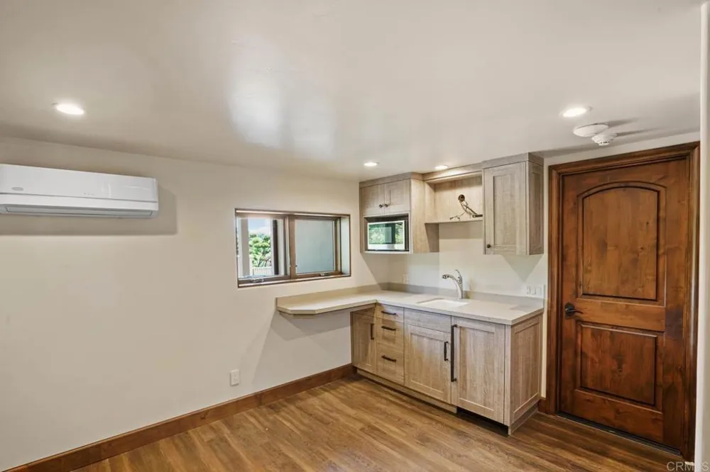 4652 Resmar Road La Mesa, CA 91941