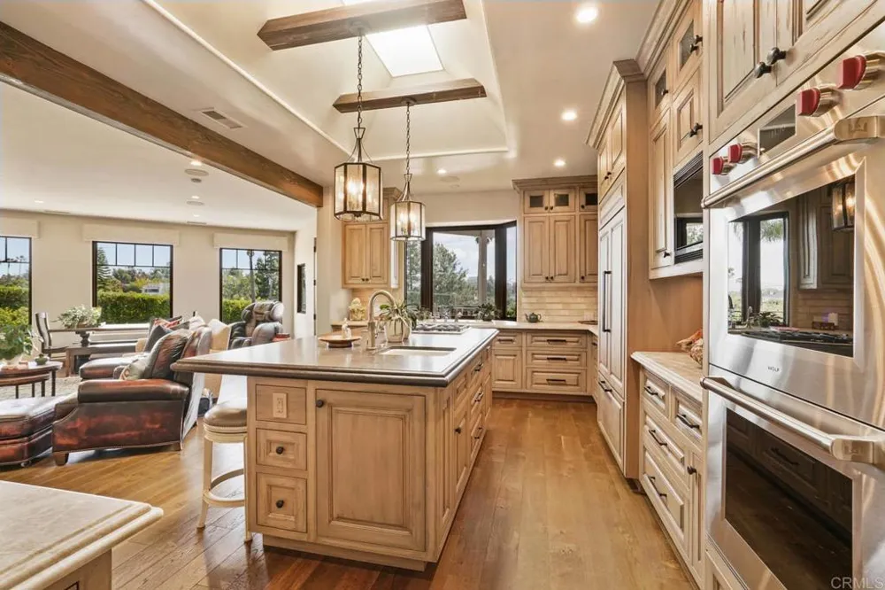 4652 Resmar Road La Mesa, CA 91941