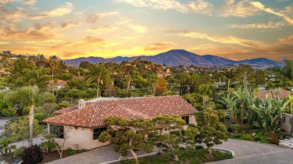 4652 Resmar Road La Mesa, CA 91941
