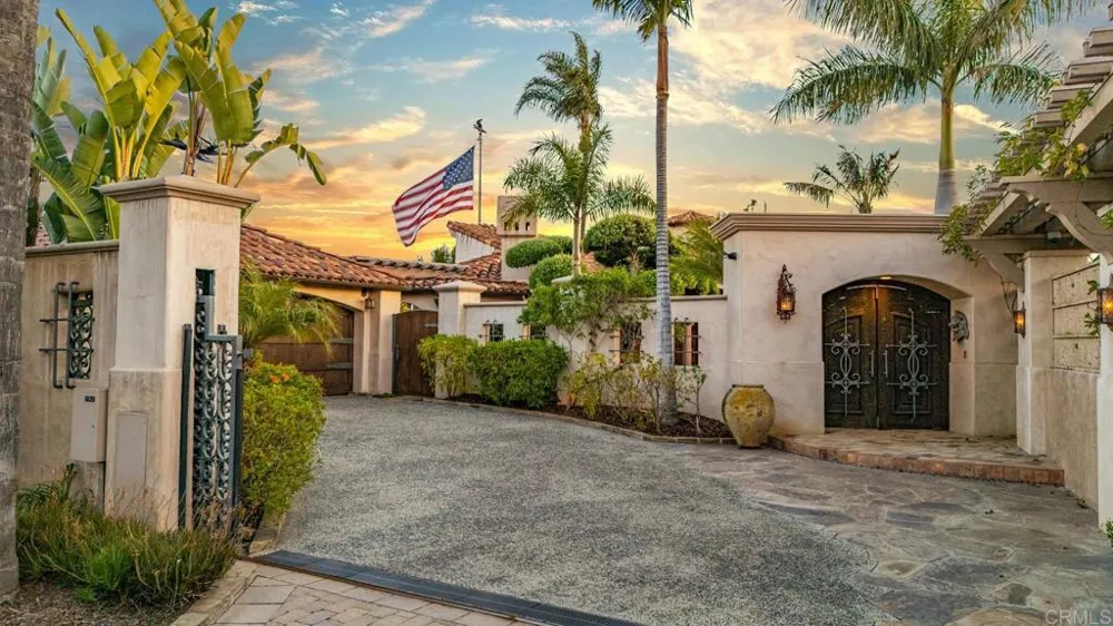 4652 Resmar Road La Mesa, CA 91941