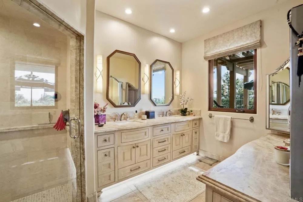 4652 Resmar Road La Mesa, CA 91941