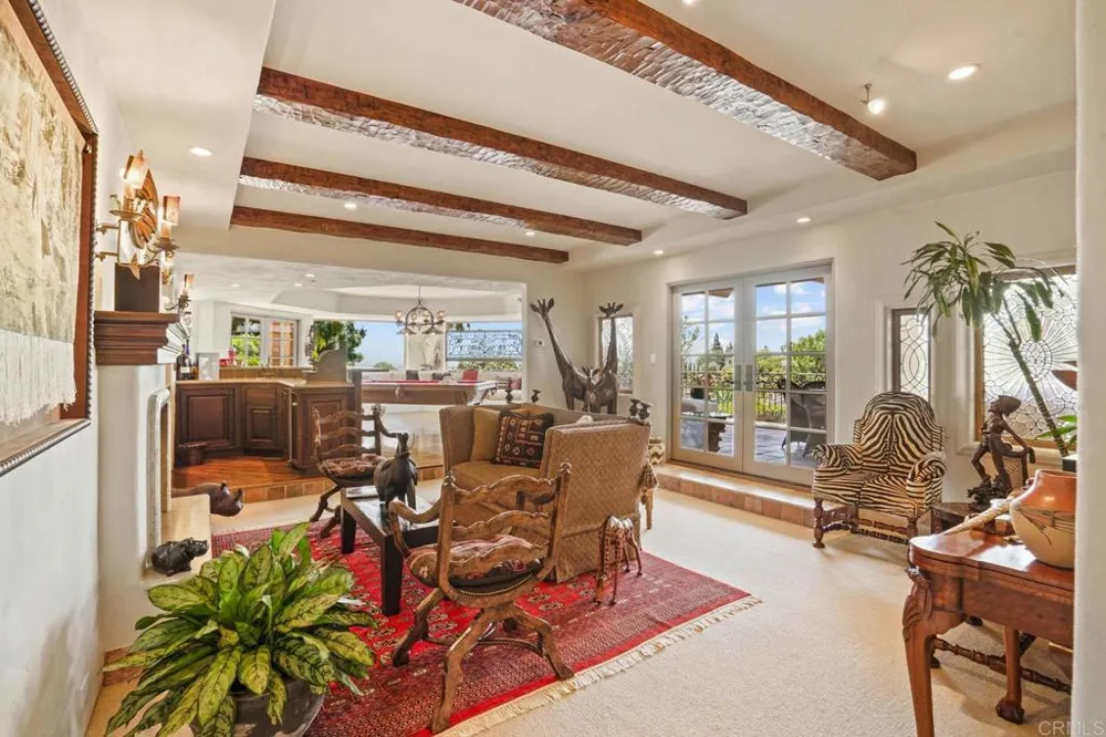 4652 Resmar Road La Mesa, CA 91941