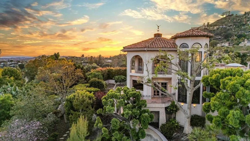 4652 Resmar Road La Mesa, CA 91941