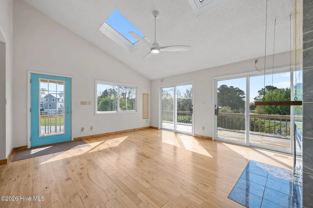 2027 Blackbeard Drive Oriental, NC 28571