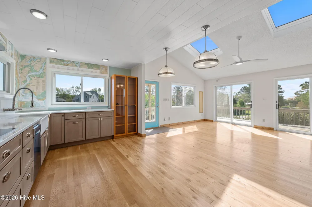 2027 Blackbeard Drive Oriental, NC 28571