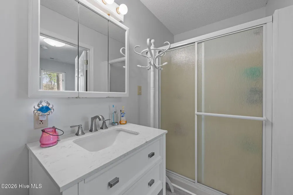 2027 Blackbeard Drive Oriental, NC 28571