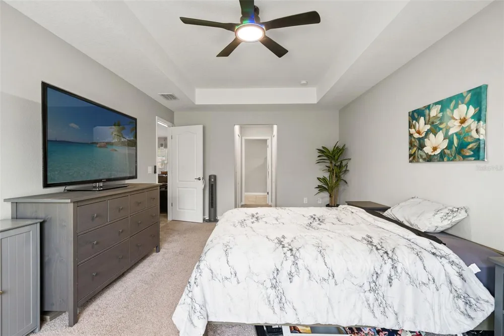 12015 PHOENIX AVENUE Weeki Wachee, FL 34614