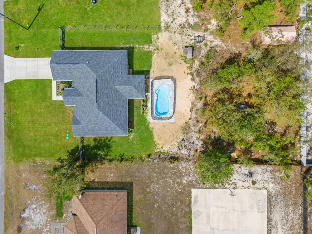 12015 PHOENIX AVENUE Weeki Wachee, FL 34614
