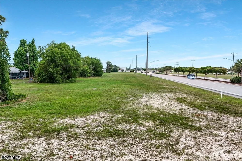 Santa Barbara Boulevard Cape Coral, FL 33991