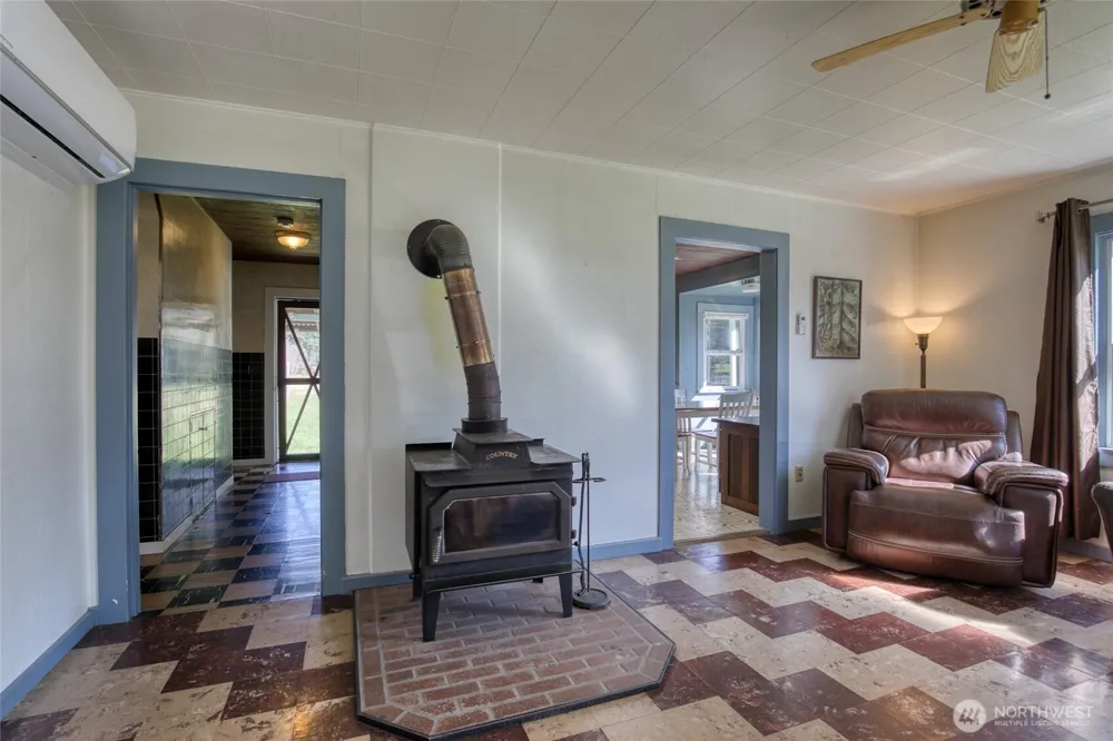 2 Groseclose Lane Humptulips, WA 98552