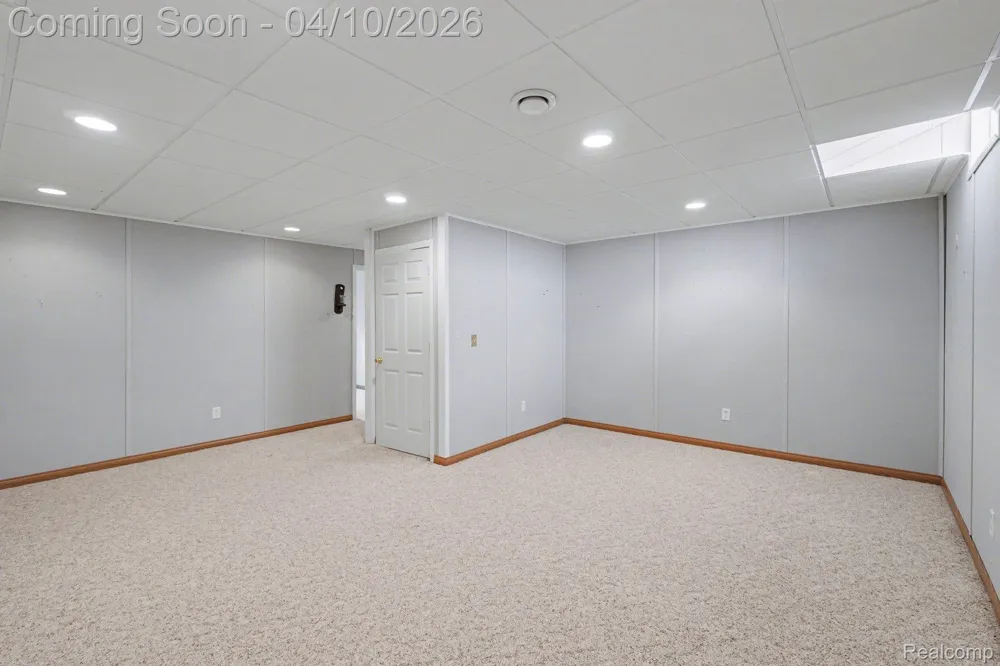 11143 Strathmore Court #14 Holly Township, MI 48439