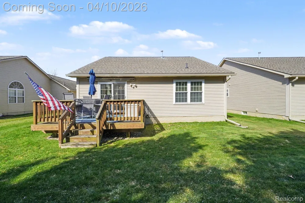 11143 Strathmore Court #14 Holly Township, MI 48439