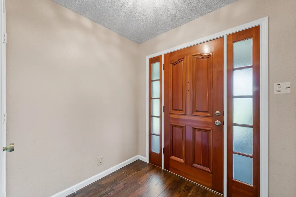 6265 County Road 305 Grandview, TX 76050