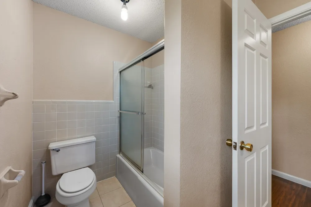 6265 County Road 305 Grandview, TX 76050