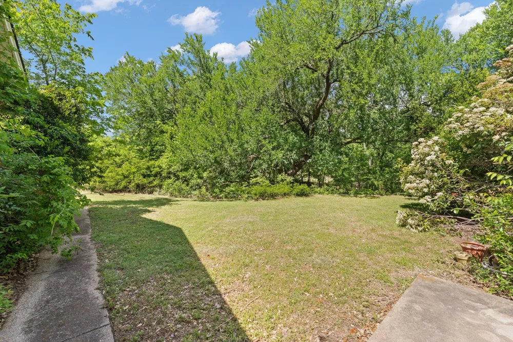 6265 County Road 305 Grandview, TX 76050
