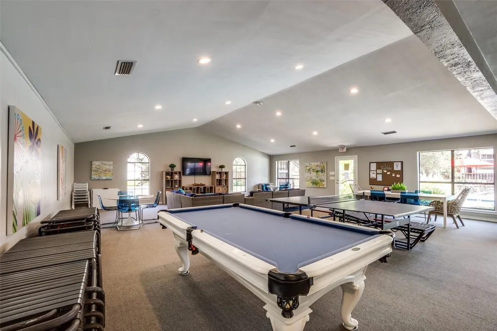 3288 Lakenheath Place Dallas, TX 75204