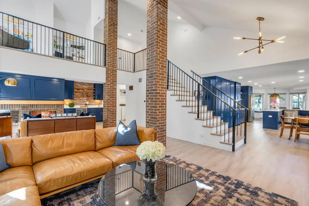 3288 Lakenheath Place Dallas, TX 75204