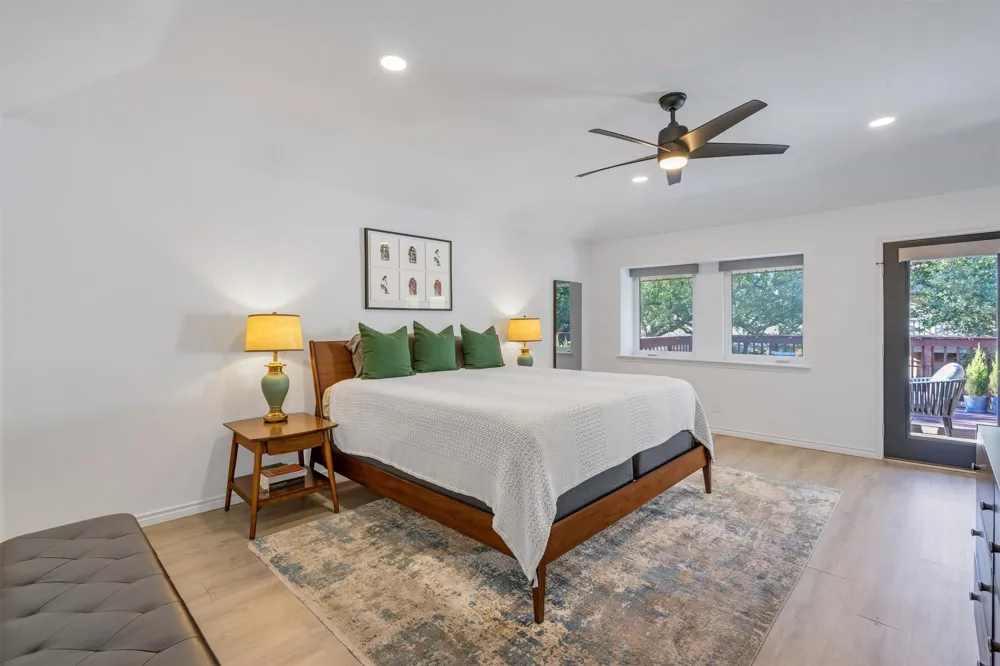 3288 Lakenheath Place Dallas, TX 75204