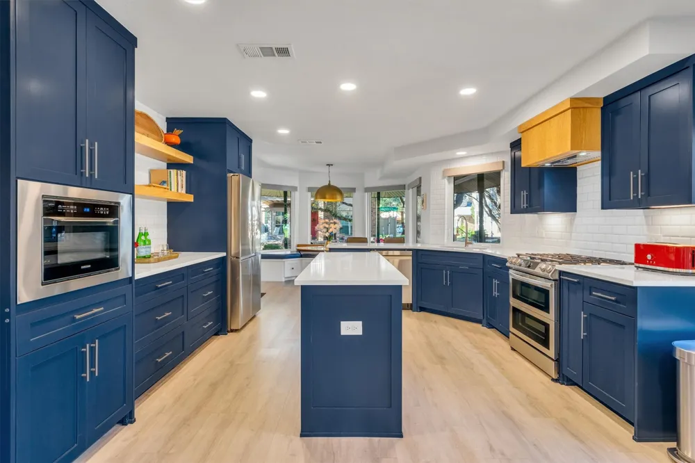 3288 Lakenheath Place Dallas, TX 75204