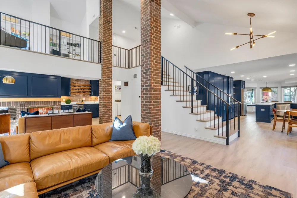 3288 Lakenheath Place Dallas, TX 75204