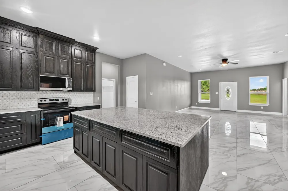 4510 County Road 307 Grandview, TX 76050