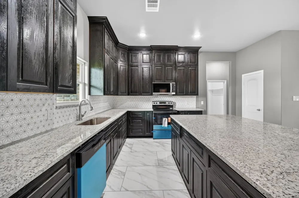4510 County Road 307 Grandview, TX 76050