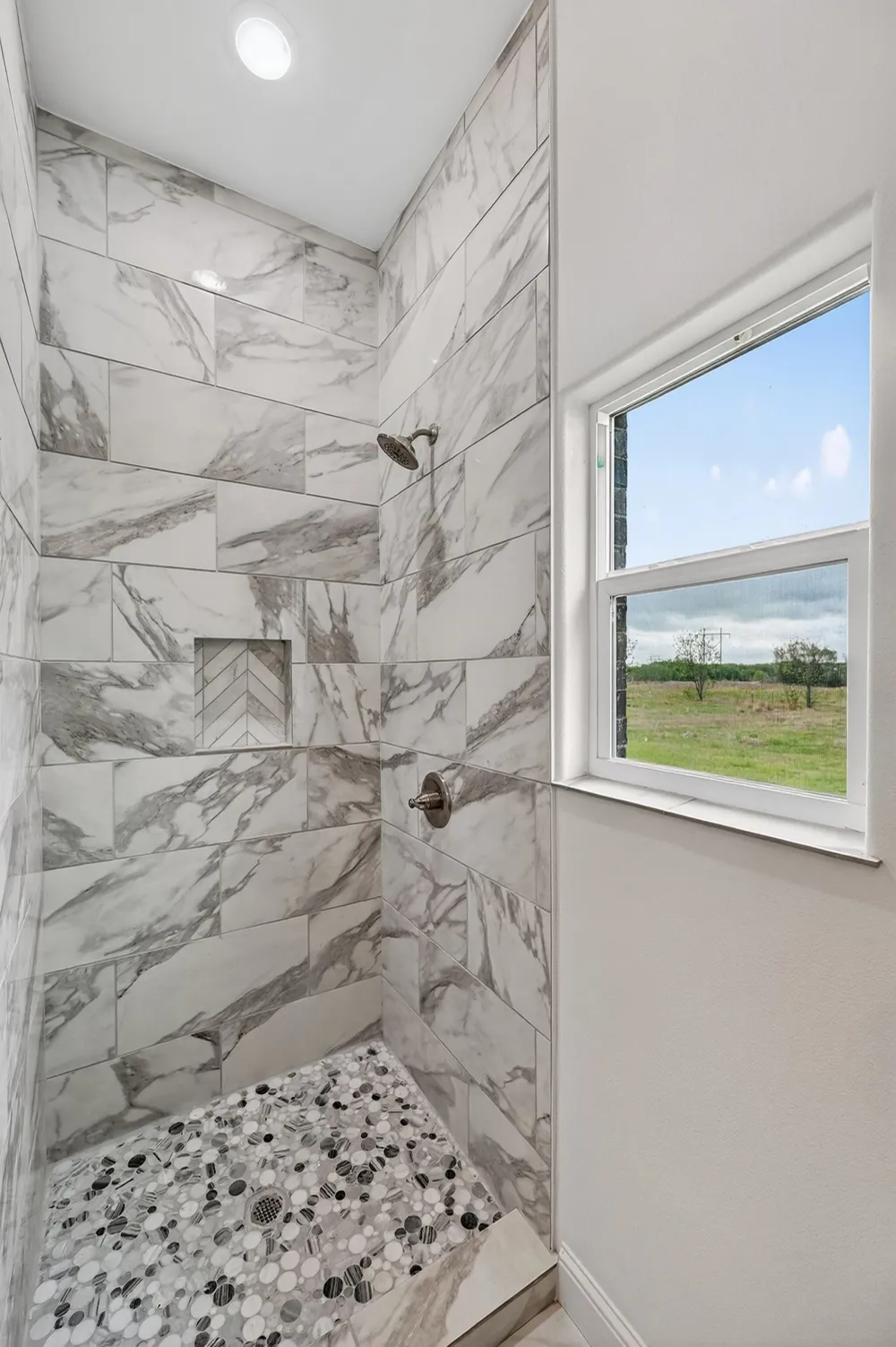 4510 County Road 307 Grandview, TX 76050