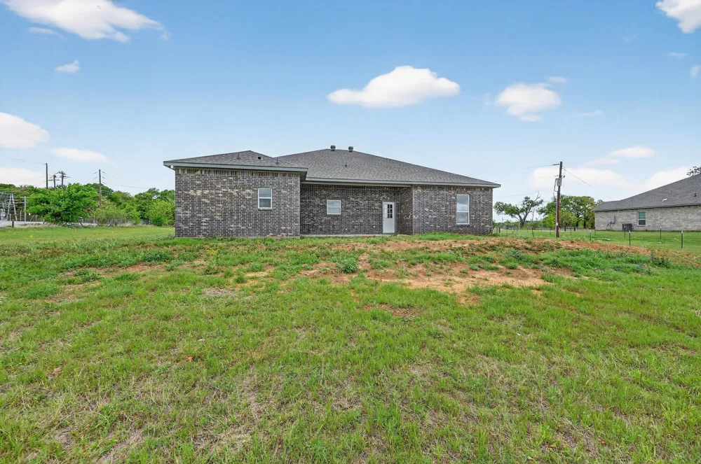4510 County Road 307 Grandview, TX 76050