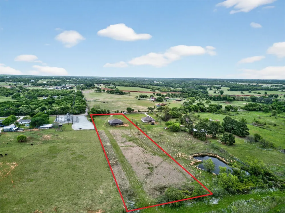 4510 County Road 307 Grandview, TX 76050