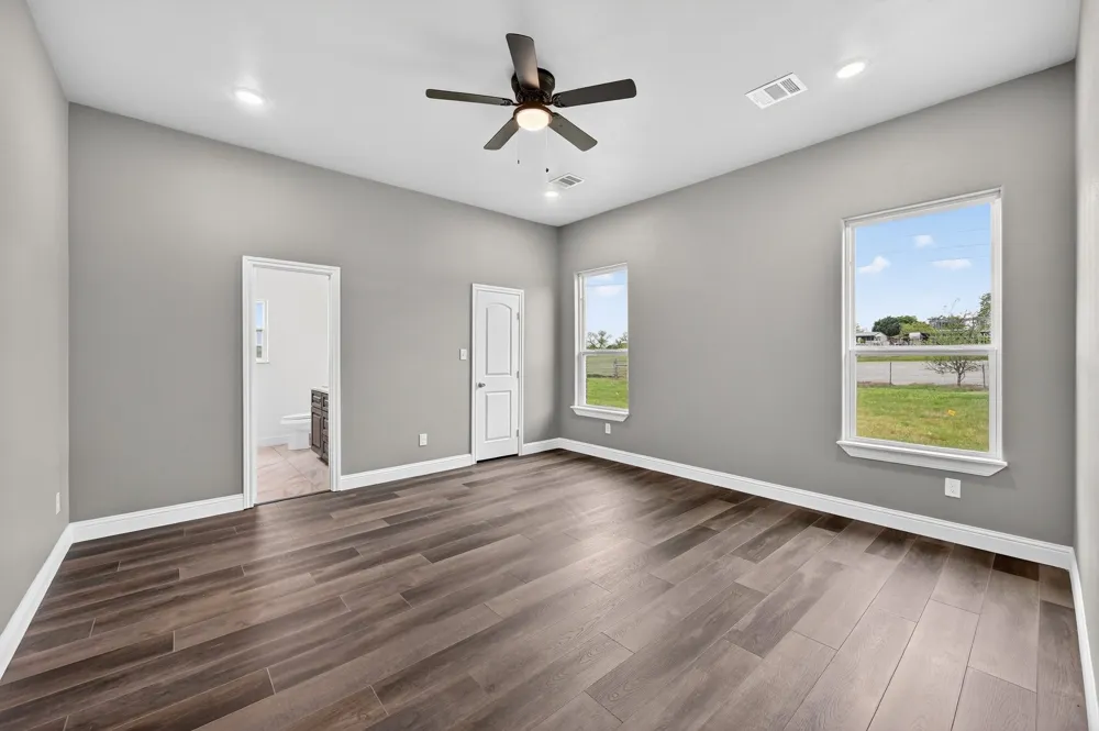 4510 County Road 307 Grandview, TX 76050